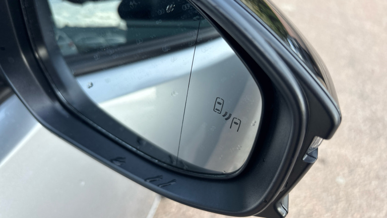 Toyota Prius 2.0 PHEV Excel 5dr CVT Hatchback